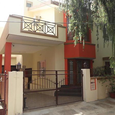 Ushta Te - Happiness To Thee Hotel Bangalore Ngoại thất bức ảnh